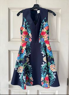 (Category: ) located in . Submitted by style-a-porter (Listing ID 1344070285, Image 1). Description: .