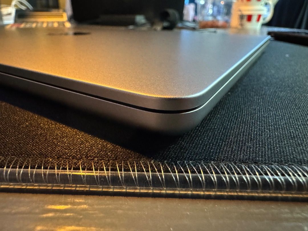 MacBook Air 13 inch M2 8G 256G Apple Care 保養 2025 充電次數16 電池健康度 100, 電腦