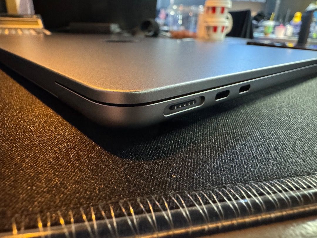 MacBook Air 13 inch M2 8G 256G Apple Care 保養 2025 充電次數16 電池健康度 100, 電腦