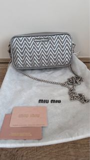 （分類：）位於 。 由 zoom_in 提交（商品編號 1344151910，圖片 1）。簡介： 。