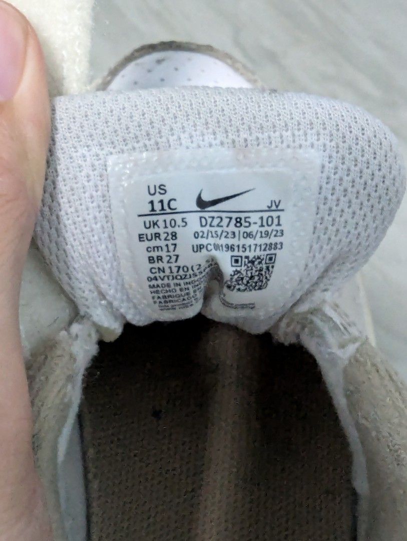 Preloved Nike for Kid (Category: Sneakers & Footwear) located in Las Pinas. Submitted by jay9191 (Listing ID 1344173169, Image 2). Description: Original Nike Court Borough Low for Kid Size 11C With Original Box. Local released Item is in Las Pinas Disclaimer: No copyright infringement is intended. I do not own nor claim to own the rights to any of the brands featured or posted.