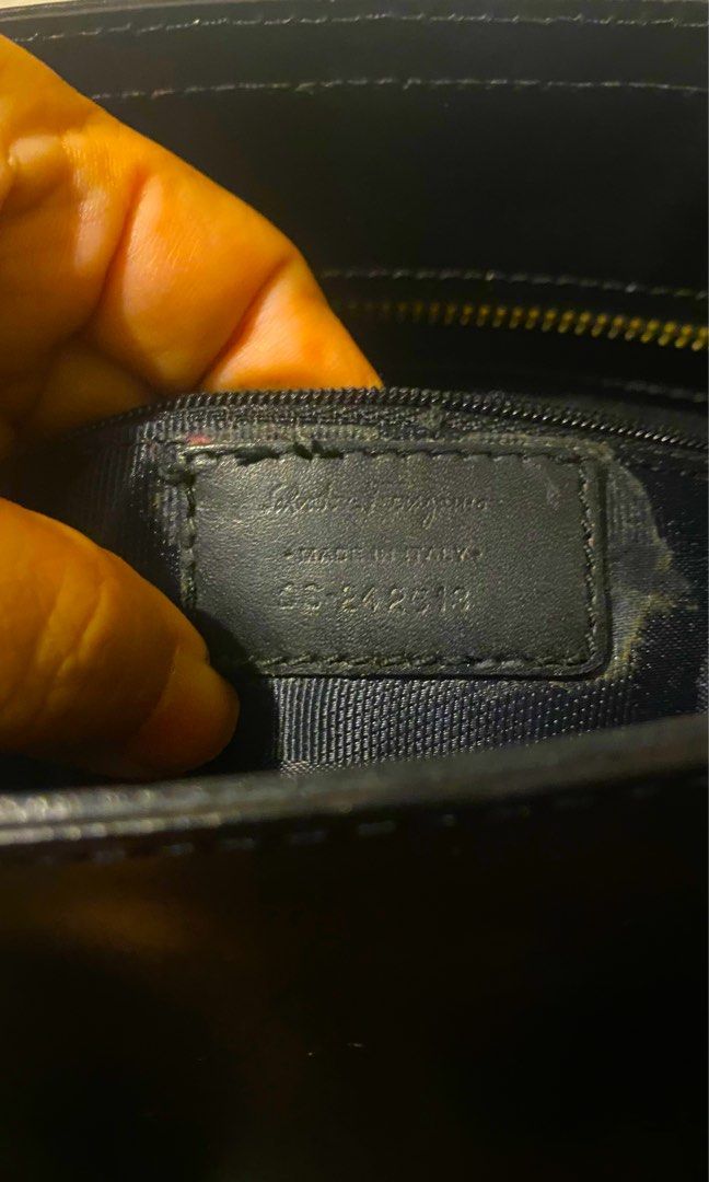 Salvatore Ferregamo bag (Category: Luxury Bags & Wallets) located in Makati City. Submitted by fabiloushop (Listing ID 1344122457, Image 3). Description: Authentic Personal collection of Salvatore Ferreregamo office bag Leather material Comes with the original sling Two-way -shoulder and hand bag depending on your style Width 13x9 x5 .
