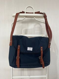 (Category: ) located in . Submitted by declutterrrr (Listing ID 1344158975, Image 1). Description: .