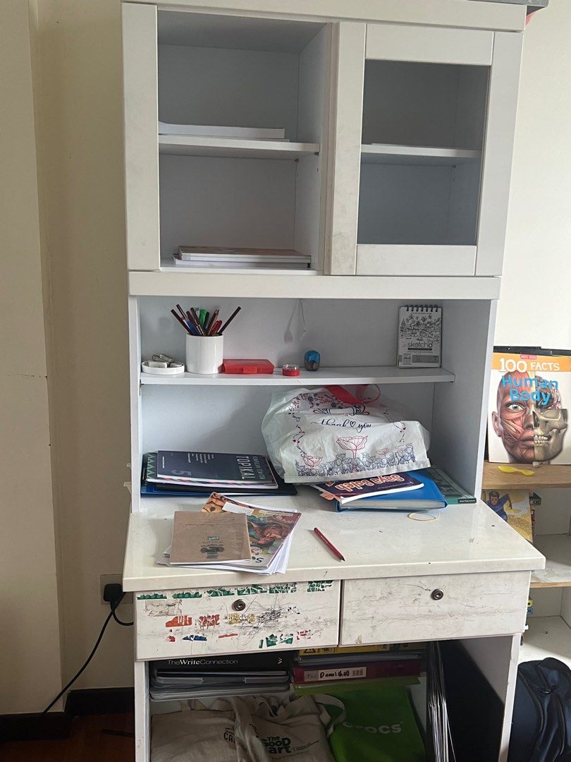 Study Table (Category: Shelves, Cabinets & Racks) located in Singapore. Submitted by shan526487 (Listing ID 1344095387, Image 1). Description: .