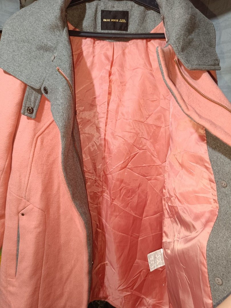 Trench Coat for winter (Category: Coats, Jackets and Outerwear) located in Manila. Submitted by rewearit_ (Listing ID 1344151323, Image 3). Description: Color: Pastel Pink Size: Medium to Large (fitted) Thrifted clothes Double lining / Thick Good for winter season RFS: It doesn't fit me MOP: Gcash/Maya/Bdo Transfer SF: Shouldered by Buyer via lalamove or grab.