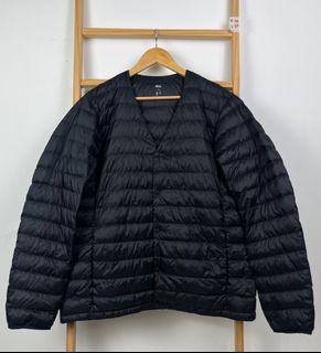 (Category: ) located in . Submitted by Thrift.Sweat.Store_ (Listing ID 1344184941, Image 1). Description: .