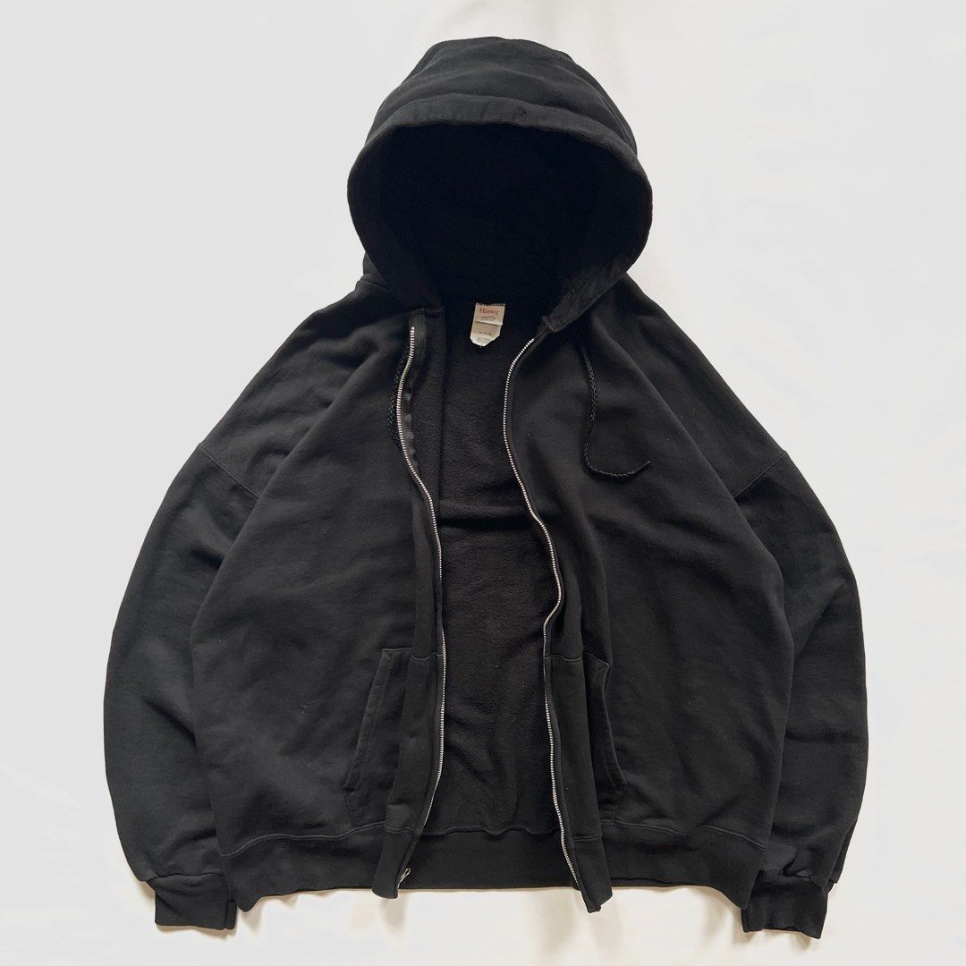 Vintage Hanes Zip up Hoodie Men s Fashion Coats Jackets and Outerwear on Carousell