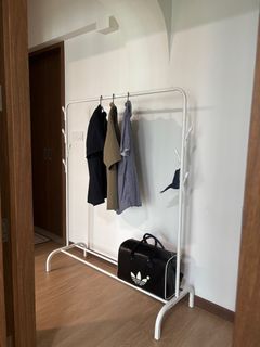 (Category: ) located in . Submitted by missbin (Listing ID 1344144439, Image 1). Description: .