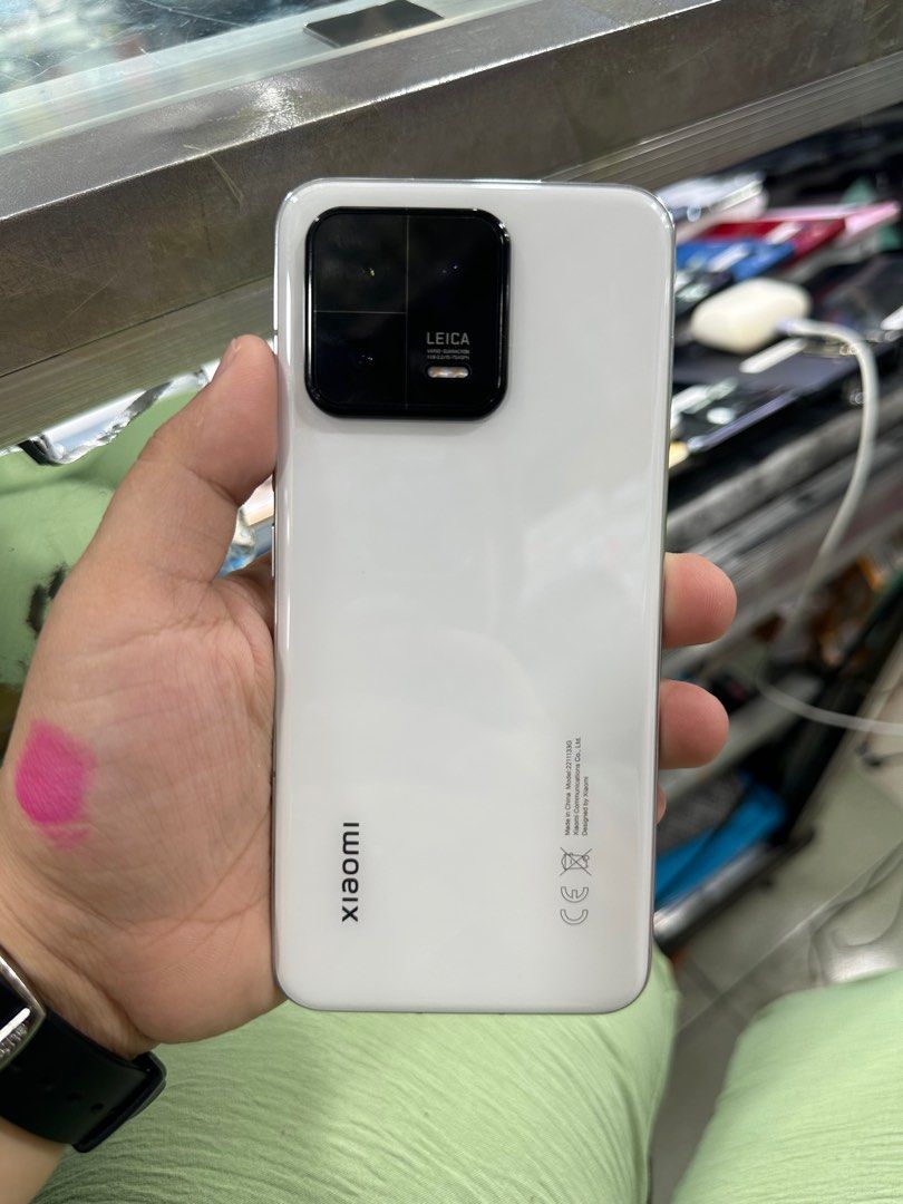 Xiaomi 13 256gb Global FU (Category: Xiaomi) located in San Juan City. Submitted by javedsgadgetshop (Listing ID 1344224273, Image 1). Description: OPEN FOR INSTALLMENT VIA CREDIT CARD/GGIVES/SPAY/BILLEASE & SWAP/TRADE-IN! BUY AND SELL! Quick Specs : Xiaomi 13 •256gb •NTC Variant •Good batt health •Factory Unlock •95% Smoothness •No hidden issue | No Repaired •100% Authentic | Not Refurbished •w/ OEM Charger & store warranty ❣️ - serial can be ch