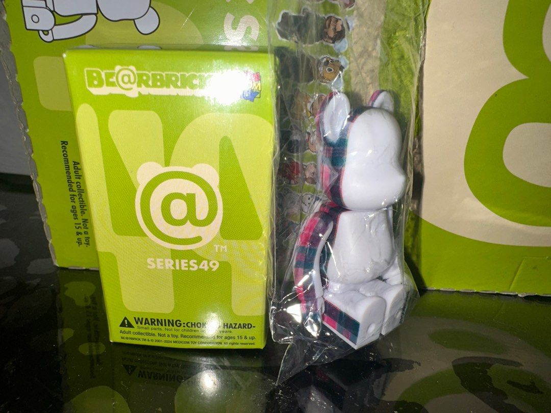 ☆BE@RBRICK Bearbrick100% SERIES 49 Secret COMME des GARÇONS