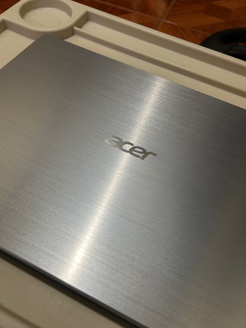 Acer Swift 3 i3 Laptop (Category: Laptops & Notebooks) located in Manila. Submitted by supremoanghelo (Listing ID 1344309943, Image 3). Description: LAPTOP FOR SALE! Goods for WFH, Online classes, Netflix Reformatted With original charger and mouse RFS: upgraded to macbook Issues: has dents and hinge problems when opening and closing Can meet up in QC and Sta. Cruz, Laguna .