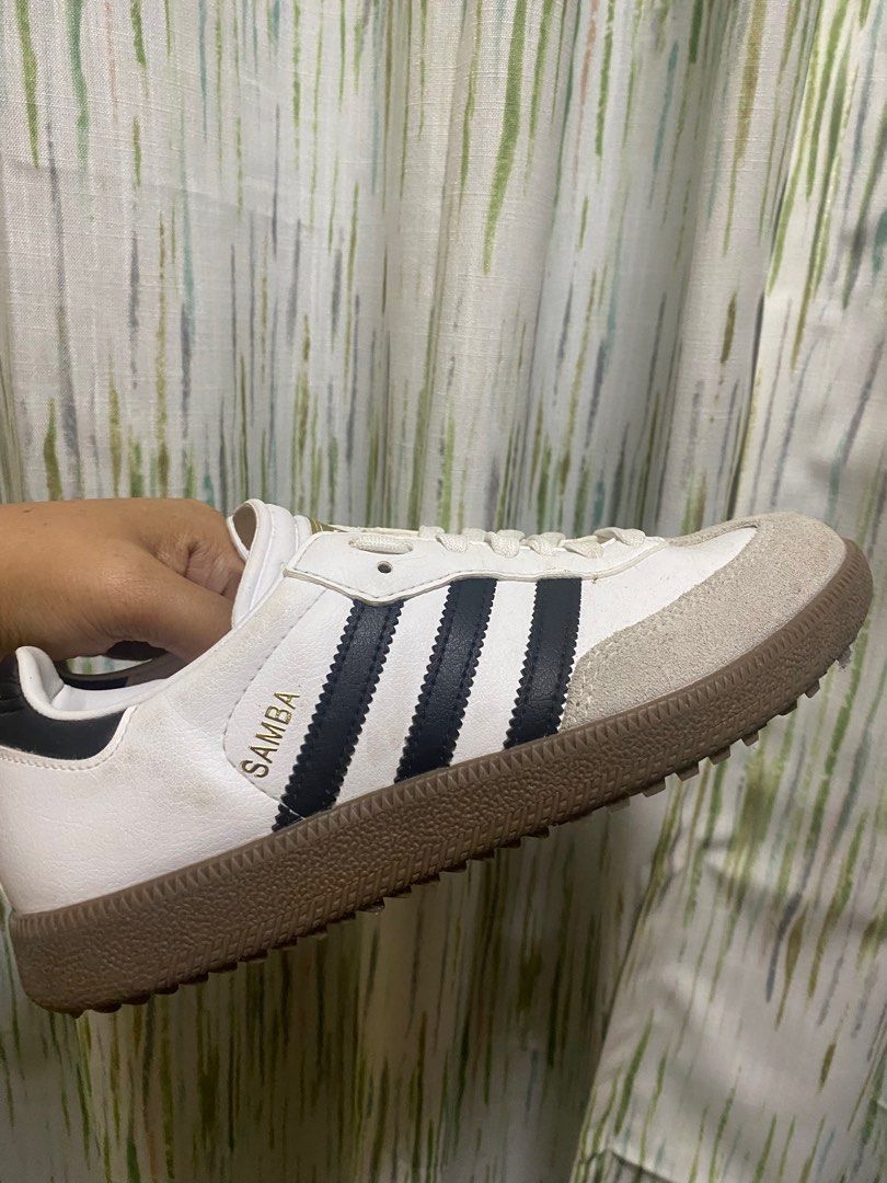 Adidas Samba Special Edition (Category: Sneakers) located in Iloilo. Submitted by fp199 (Listing ID 1344375697, Image 2). Description: Samba Special Edition Spikeless Golf Shoes UK 4.5/ US 5 W Used once No box RFS: Di na ginamit ulit, bought a new pair na diff color way .