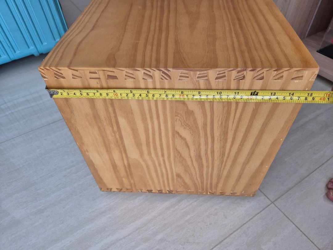 Bedside Table65075096926467112