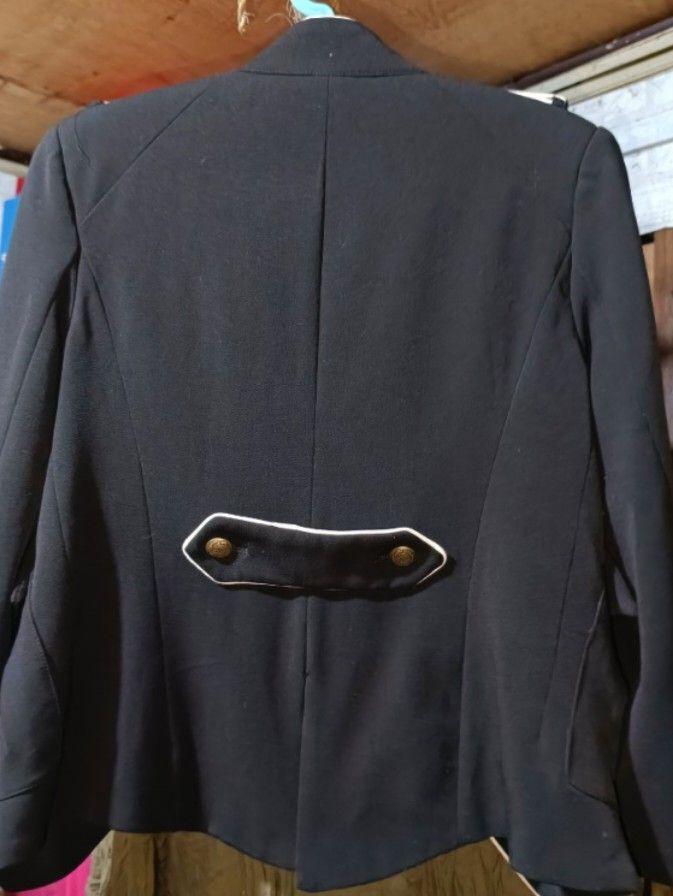 Black Blazer (Category: Coats, Jackets and Outerwear) located in Manila. Submitted by rewearit_ (Listing ID 1344373299, Image 2). Description: Color: Black Size: Small to Medium made of a medium-weight fabric. RFS: Decluttering MOP: Gcash/Maya/Bdo Transfer SF: Shouldered by Buyer via lalamove or grab.