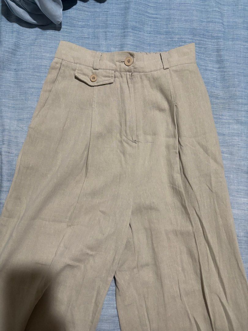Brown/Beige Linen Pants (Category: Other Bottoms) located in Pasig City. Submitted by fromfrances (Listing ID 1344390986, Image 1). Description: See 2nd picture for measurements MOP: Gcash SF & MOD c/o and to be booked by buyer .