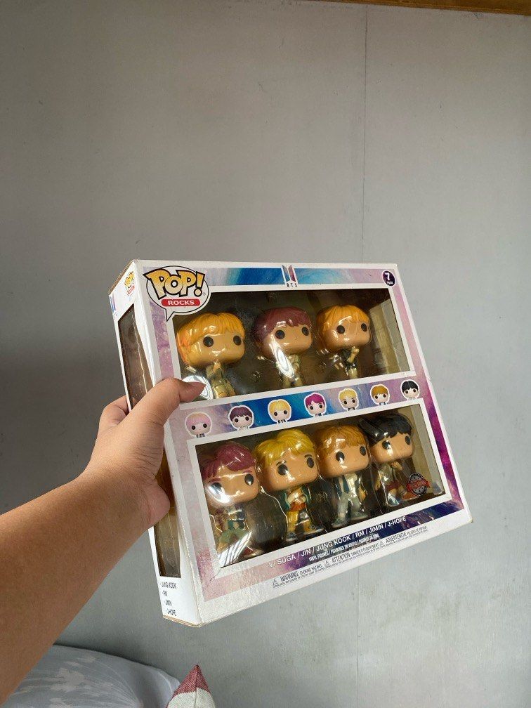 BTS Funko Pop First Edition - Full Set 7 Pack (Category: K-Wave Merchandise) located in Manila. Submitted by juaquinpineda (Listing ID 1344292469, Image 1). Description: BTS DNA Funko Pop Collection Unsealed but funkos were never used / displayed outside of box Discoloration on acetate (can be cleaned using peroxide) .