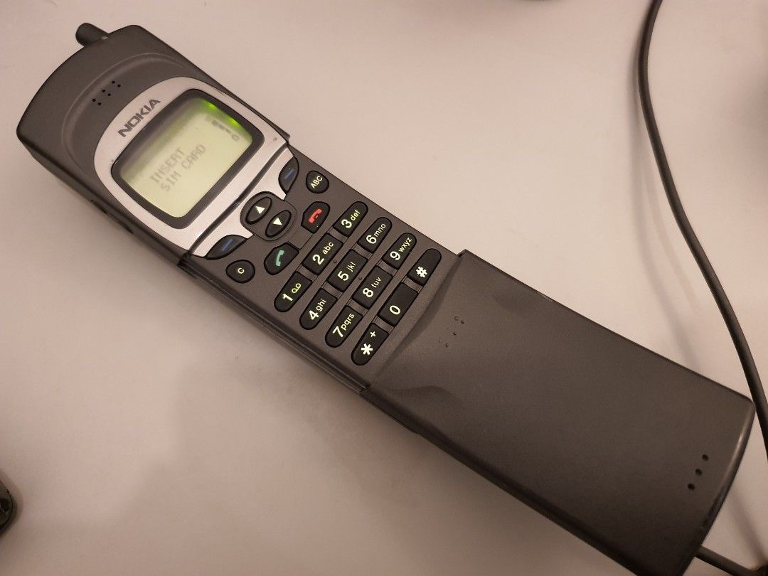 Classic Nokia 5110, 7110, 8110i, 9110i & Ericsson R320s, Mobile Phones ...