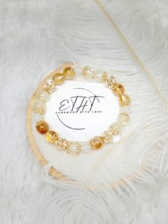 (Category: ) located in . Submitted by etht.handmade (Listing ID 1343473191, Image 1). Description: .