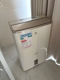 （分類：）位於 。 由 allletgothx 提交（商品編號 1344332853，圖片 1）。簡介： 。