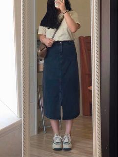 (Category: ) located in . Submitted by emptyhercloset (Listing ID 1344290086, Image 1). Description: .