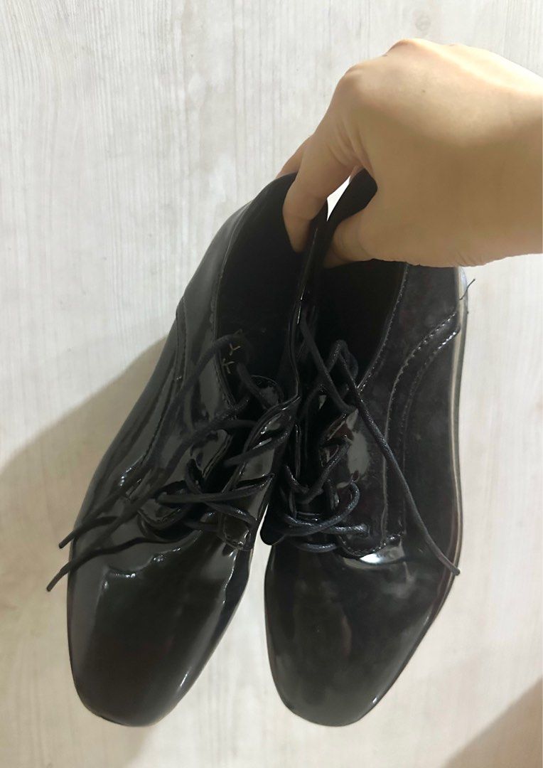 Wedges docmart 2025