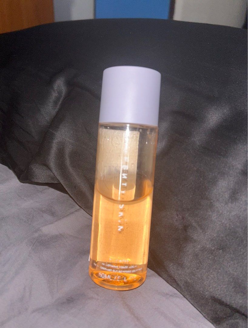 Fenty Beauty Fat Water Pore defining (Category: Face Care) located in Mandaluyong City. Submitted by quainvanity (Listing ID 1344350786, Image 1). Description: .