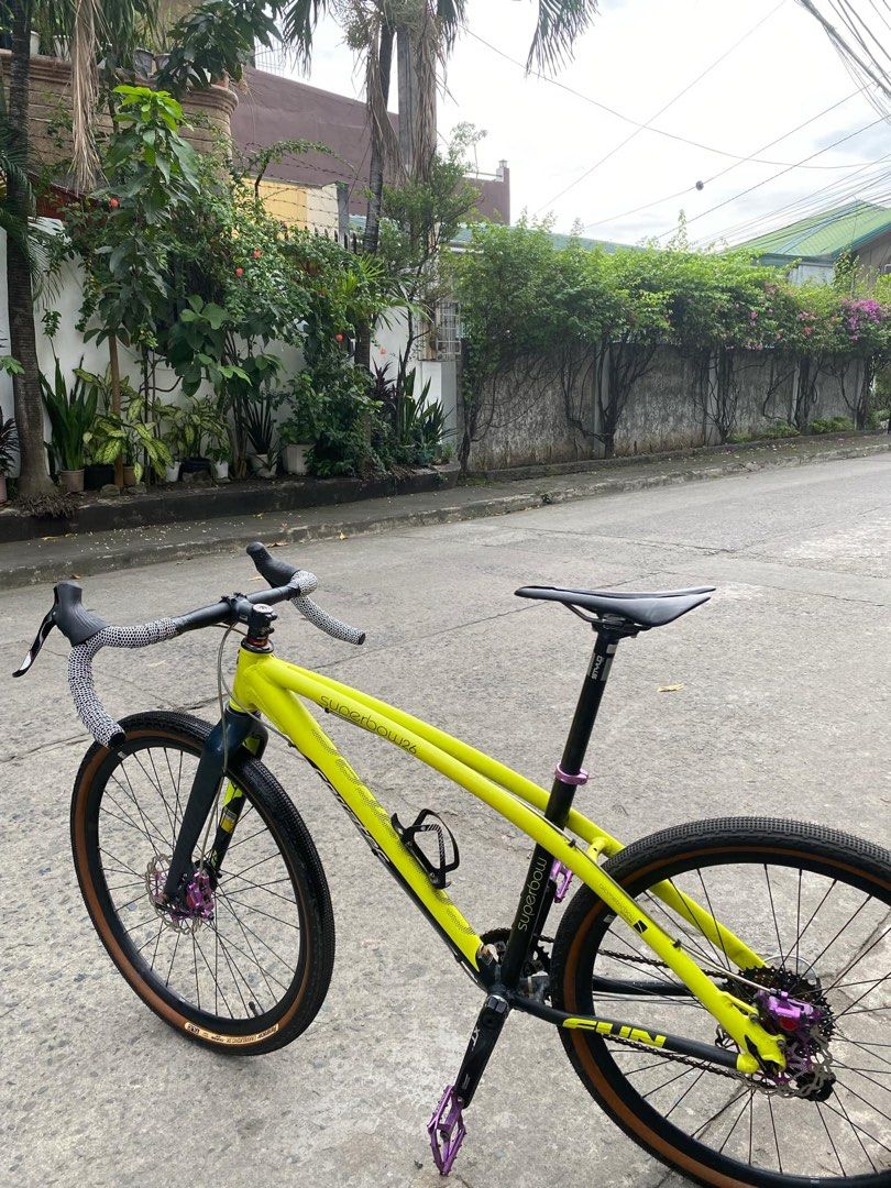 Gravel Bike (Category: Bicycles) located in Valenzuela. Submitted by 99jch (Listing ID 1344399711, Image 1). Description: ** selling this for a friend - No issues - Minimal scratches Price can still be negotiable! Pm if interested 📩.