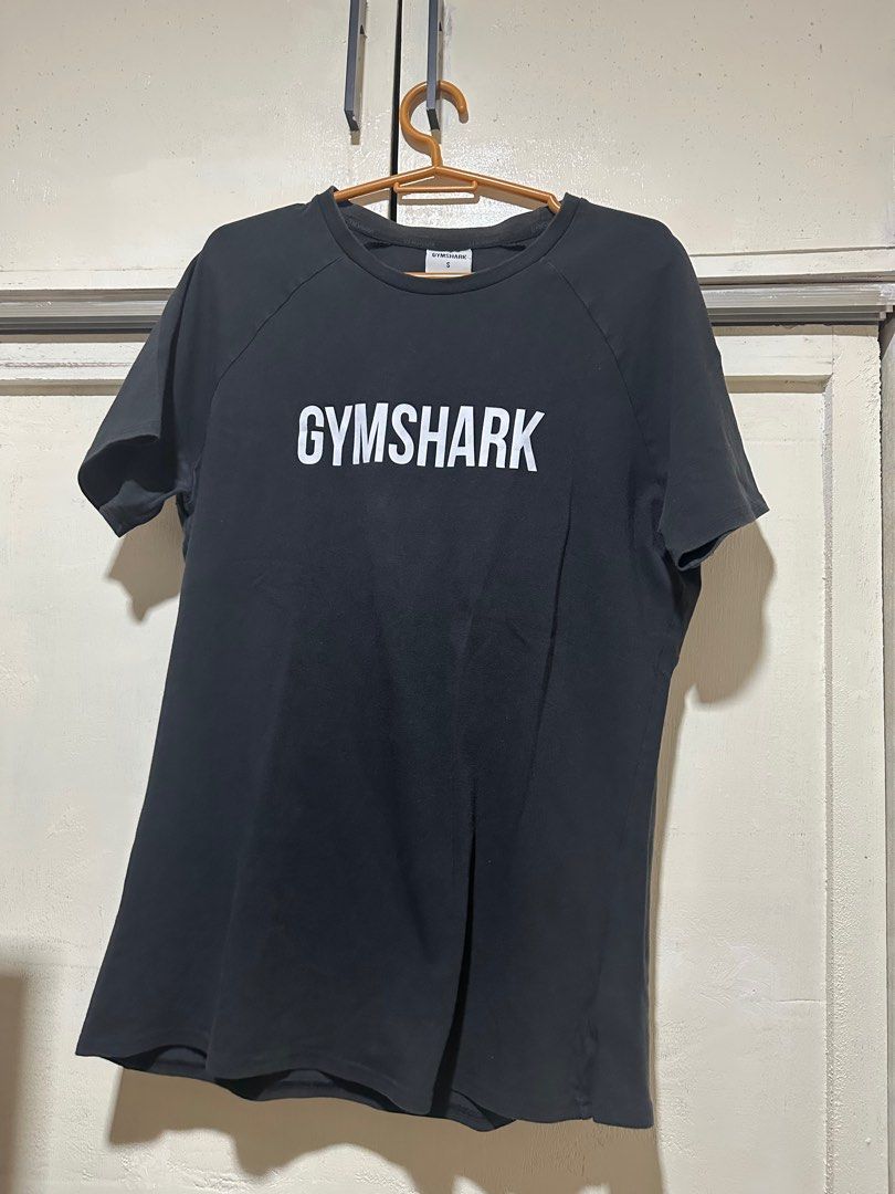 Gymshark Apollo T-Shirt Black (Category: Activewear) located in Quezon City. Submitted by mj.dr (Listing ID 1344383932, Image 1). Description: Selling my Gymshark Apollo Shirt RFS: I've outgrown the shirt.