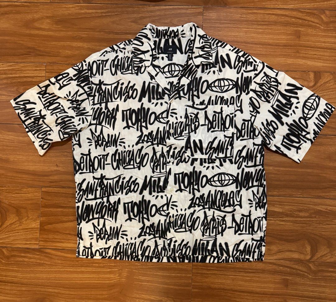 H&M Oversized Fit Shirt (Category: Sets & Coordinates) located in Rizal. Submitted by l17873 (Listing ID 1344421989, Image 1). Description: Payment through GCash Only Measurements in pics SF not included Fixed price :) Shipping through Lalamove/Grab only.
