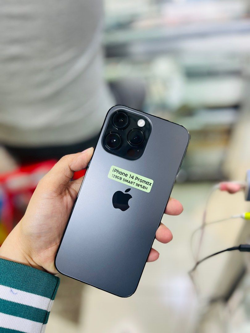 IPhone 14 Promax 128GB 98BH SMARTLOCKED NO ISSUES NTC (Category: iPhone 14 Series) located in San Juan City. Submitted by najihahtelecomshop2018 (Listing ID 1344394033, Image 2). Description: FOR SALE | TRADE / SWAP INSTALLMENT THRU CREDITCARD/GGIVES/SPAY (RFS: Buy and Sell) ⬇️QUICK SPECS⬇️ IPhone 14 Promax 128GB 98BH SMARTLOCKED No hidden Issues NO history of Repair No icloud Issues Reset Anytime | Unli Reset Test to sawa 101% Smooth 100% Origin