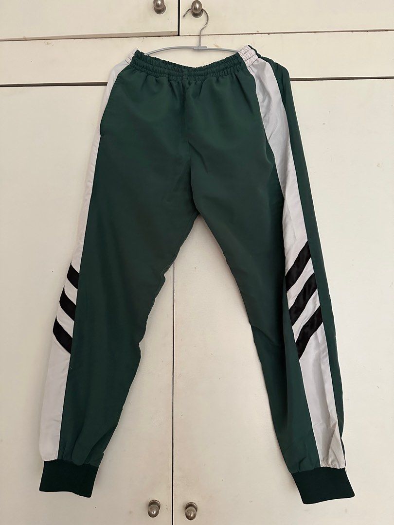 Jogger pants and jacket set (Category: Sets & Coordinates) located in Antipolo. Submitted by bengsk (Listing ID 1344355196, Image 2). Description: Used as dance competition costume .