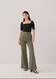(Category: ) located in . Submitted by fundmeclothes (Listing ID 1344385391, Image 1). Description: .