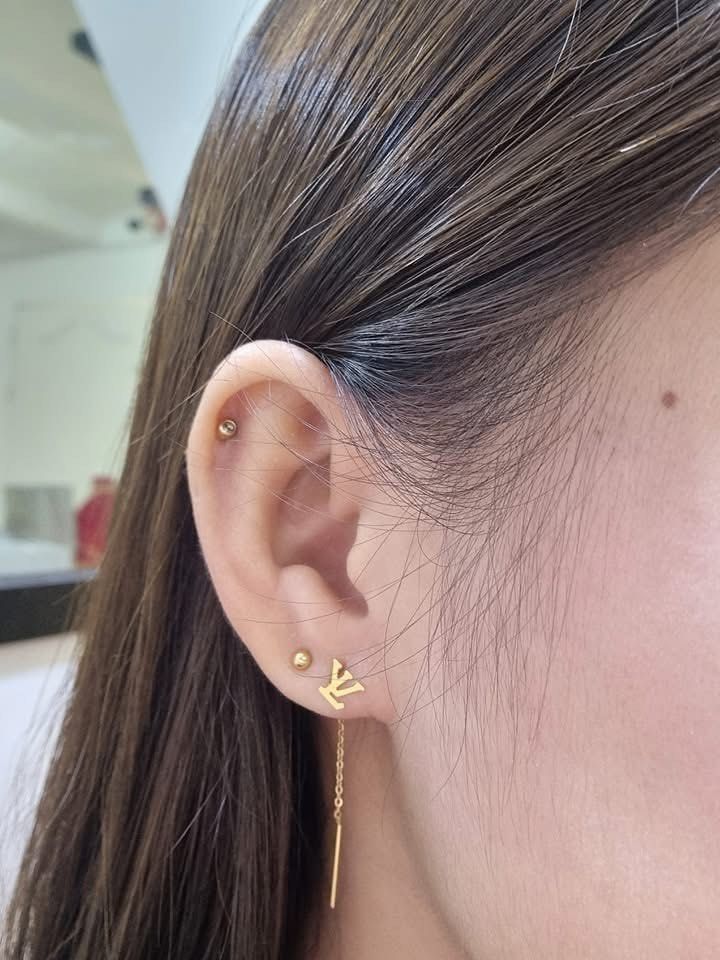 LV Tictac earrings (Category: Earrings) located in Baliuag. Submitted by celyth (Listing ID 1344428054, Image 1). Description: 18K saudi Gold.