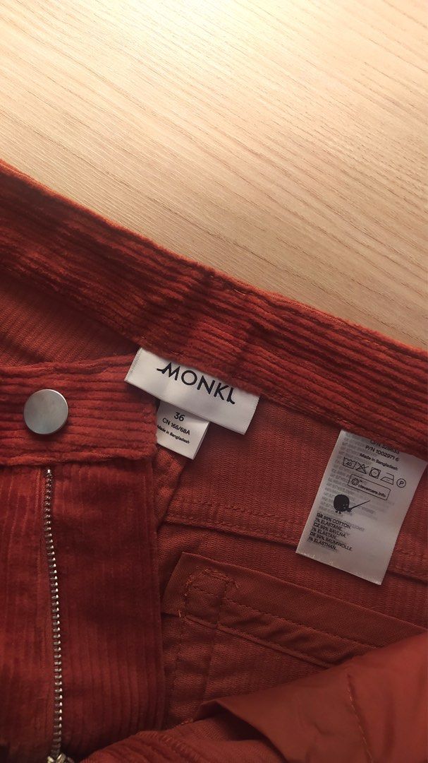 Monki Corduroy Brick Pants (Category: Other Bottoms) located in Quezon City. Submitted by maychamatcha (Listing ID 1344359553, Image 3). Description: Never used, only tried once for fitting Tag says 36, but this fits 38 better (27-28”waistline for high-waist look, 26-27” for mid-waist look) Original Monki bought from Zalora Rfs: color doesn’t suit me. can’t return..