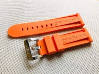 (Category: ) located in . Submitted by watchshop2000 (Listing ID 1344291691, Image 1). Description: .