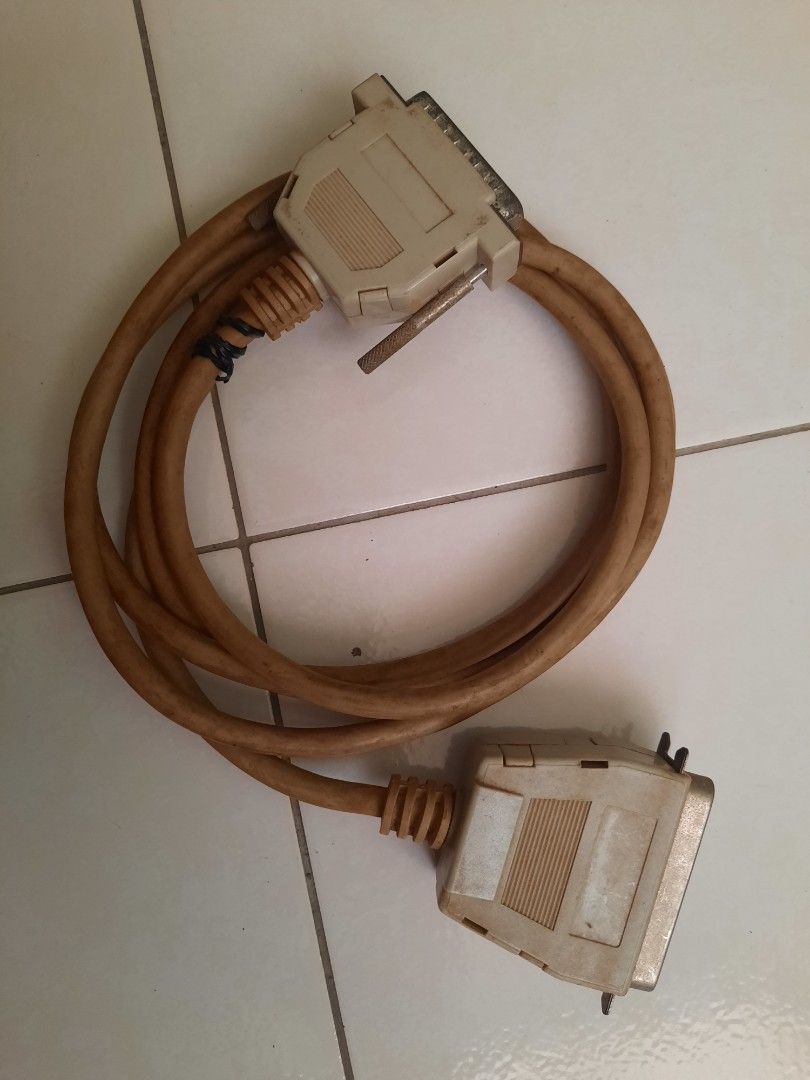 Parallel port printer cable (Category: Cables & Adaptors) located in Shah Alam. Submitted by we.see (Listing ID 1344274390, Image 1). Description: printer cable parallel port.