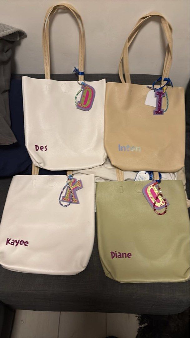 Personalized bag with Key Chain Beads Giveaways (Category: Shoulder Bags) located in Muntinlupa City. Submitted by the_spruce (Listing ID 1344310749, Image 3). Description: Personalized Bag comes with Key Chain and Beaded Trinkets - 480php If Bag only with Name - 350php Comes with Gift Tags and Ribbons Available in White, Green and Beige Will give discounts if bulk order Requires 50% downpayment upon order .
