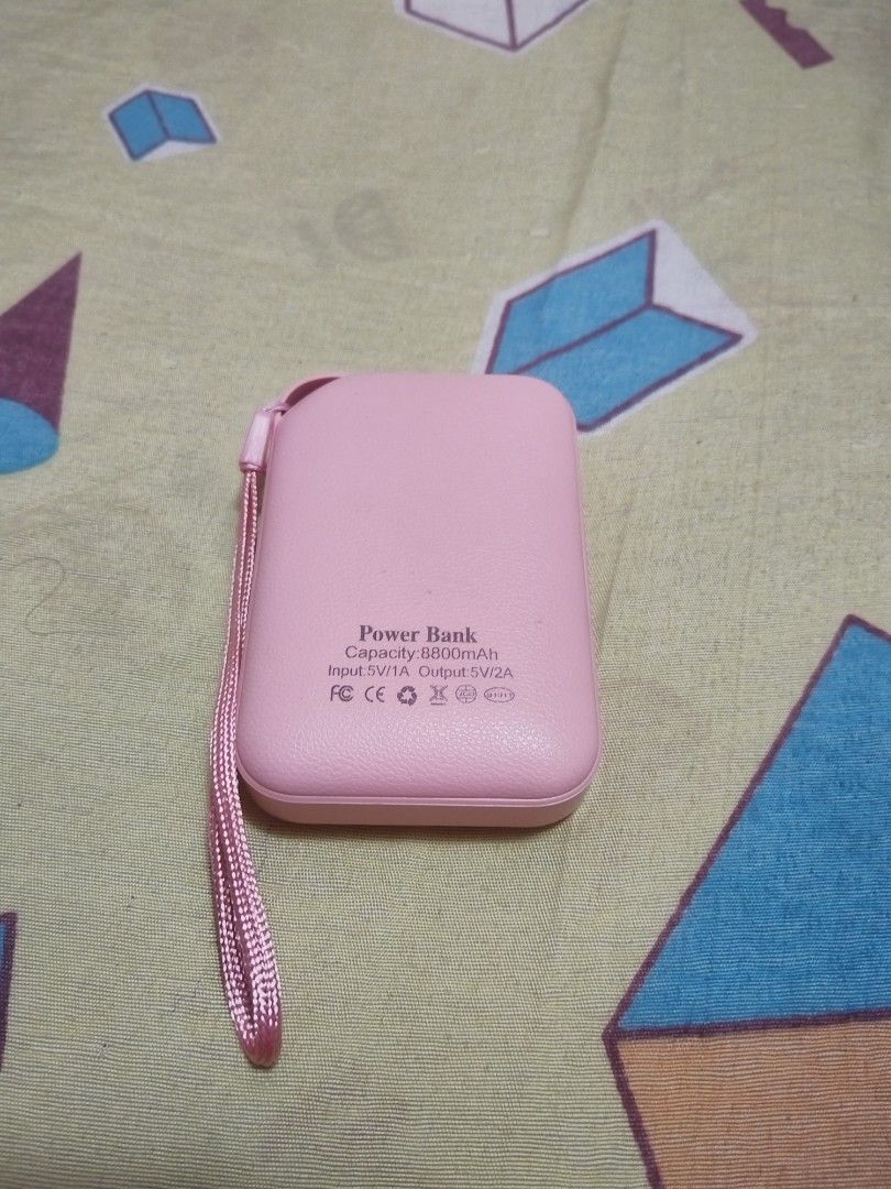 Power Bank (Category: Batteries & Power Banks) located in Taguig. Submitted by lyechon (Listing ID 1344408742, Image 2). Description: Power Bank: Capacity: 8800mAh Input:5V/1A Output:5V/2A.