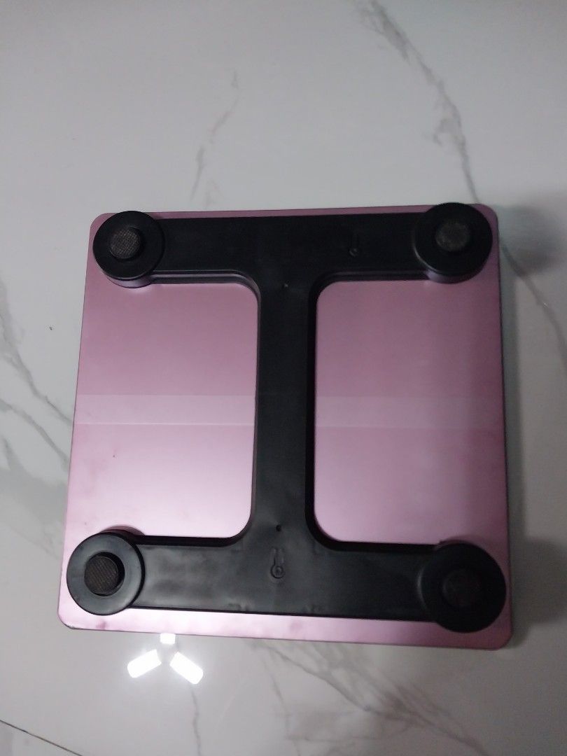 Rechargeable Weighing Scale (Category: Health Monitors & Weighing Scales) located in Cavite. Submitted by da_thriftstuffs (Listing ID 1344299602, Image 2). Description: .