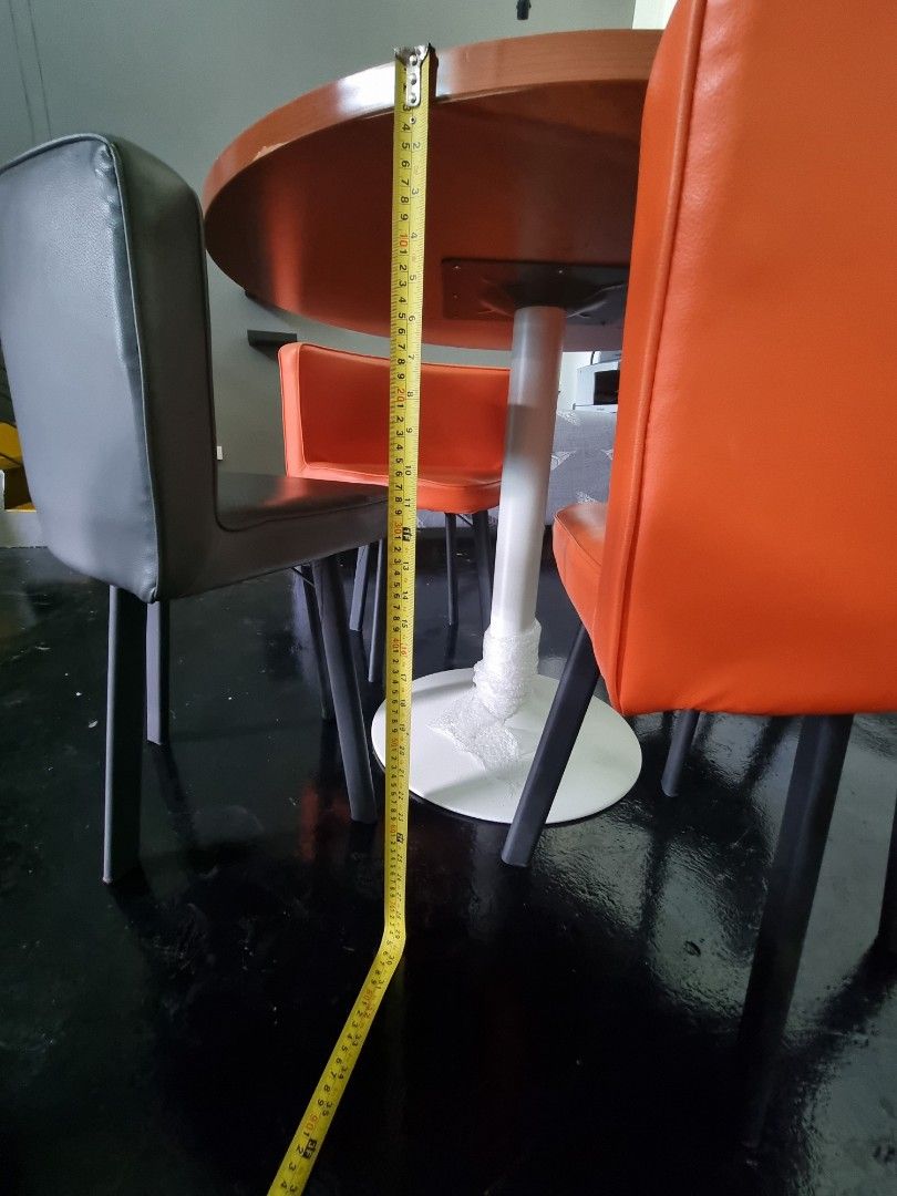 Table set (Category: Tables & Sets) located in Singapore. Submitted by riisme (Listing ID 1344391975, Image 3). Description: minimalist diameter 80cm, height 75cm discolouration on chairs wa 912five 5zero53.
