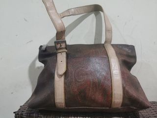 (Kategori: ) berada di . Dikirim oleh eonnijianni (ID iklan 1344338425, Gambar 1). Deskripsi: .