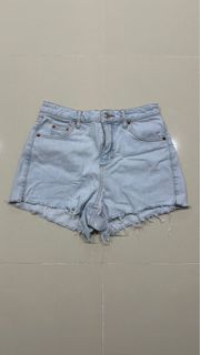 (Category: ) located in . Submitted by cn951 (Listing ID 1344364290, Image 1). Description: .