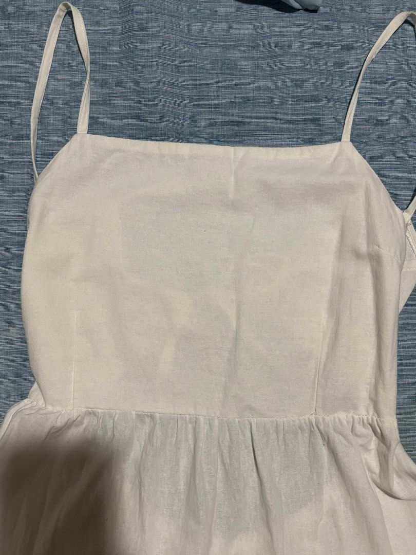 White Linen Dress (Category: Dresses) located in Pasig City. Submitted by fromfrances (Listing ID 1344392412, Image 1). Description: See 4th picture for sizing (adjustable straps + garterized back in the waist area) MOP: Gcash SF & MOD c/o and to be booked by buyer .