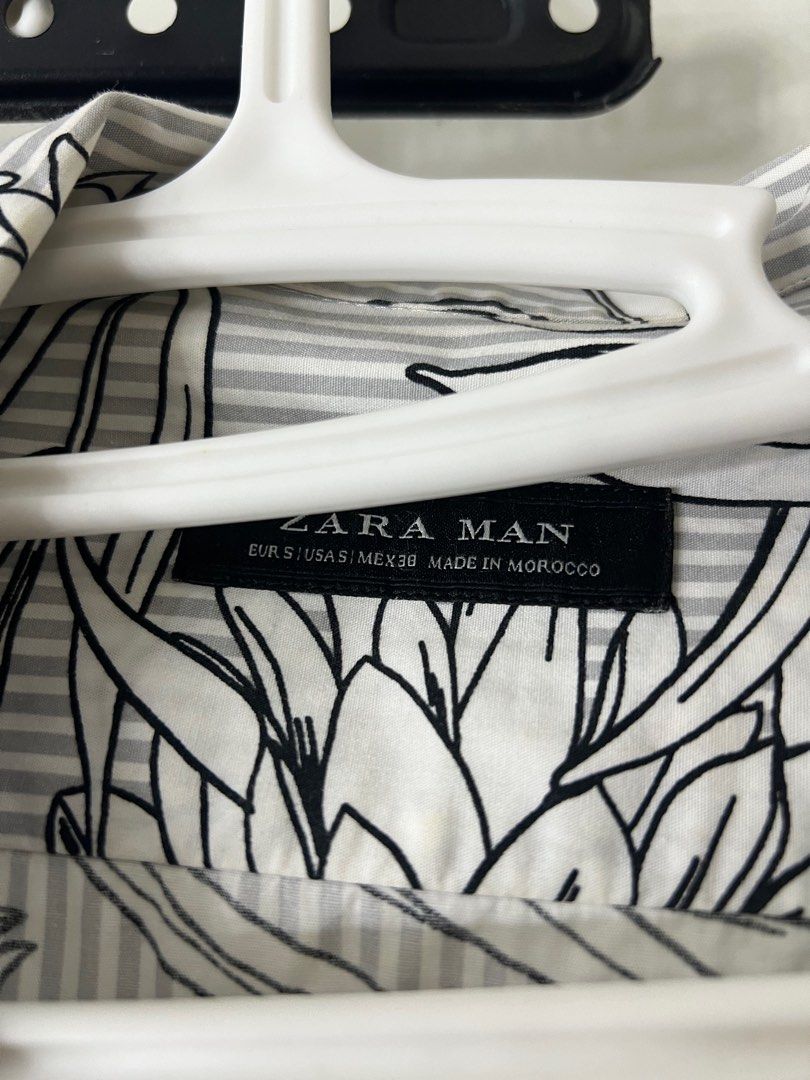 ZARA MAN floral polo (Category: Tshirts & Polo Shirts ) located in Las Pinas. Submitted by shopstop_declutter (Listing ID 1344376322, Image 2). Description: ❀rfs: declutterring ❀mop: bank transfer or gcash.