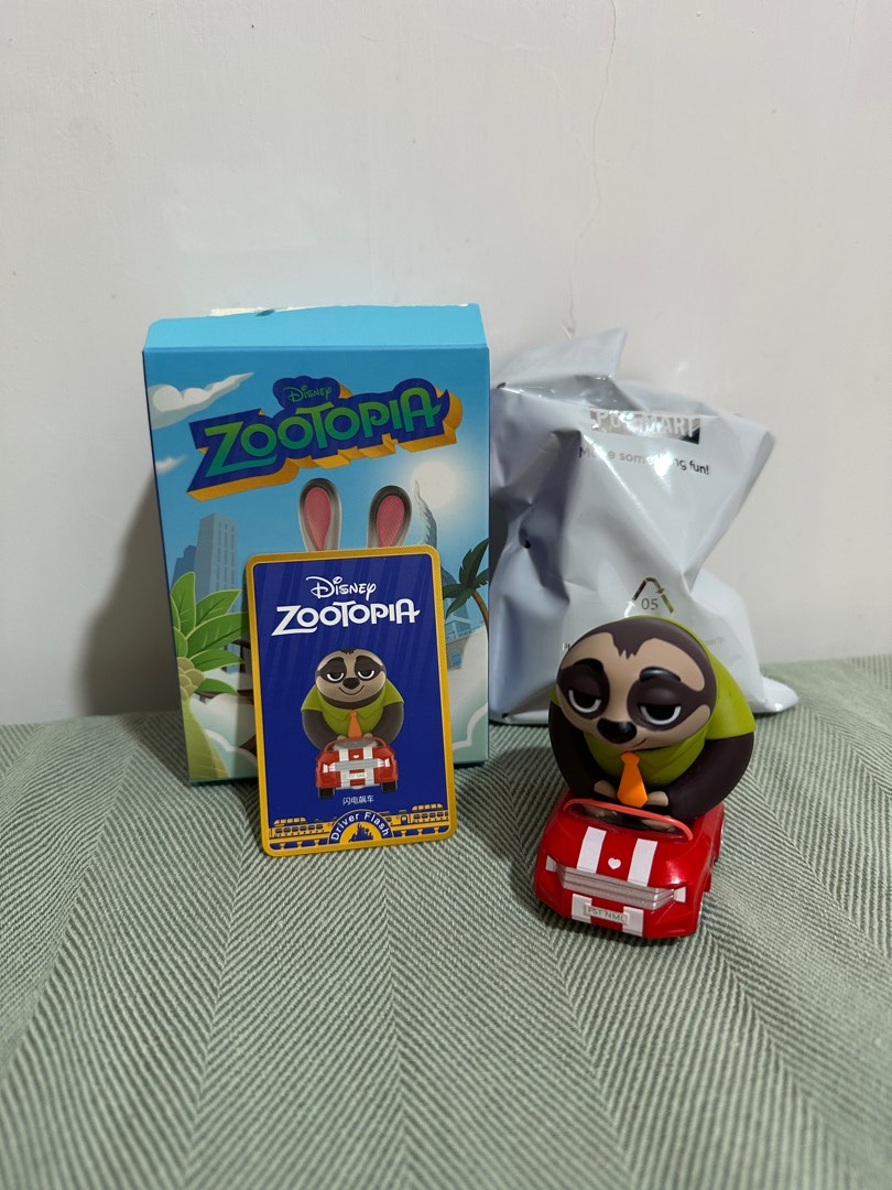 Zootopia 優獸大都會盲盒擺設, 興趣及遊戲, 玩具 & 遊戲類 - Carousell
