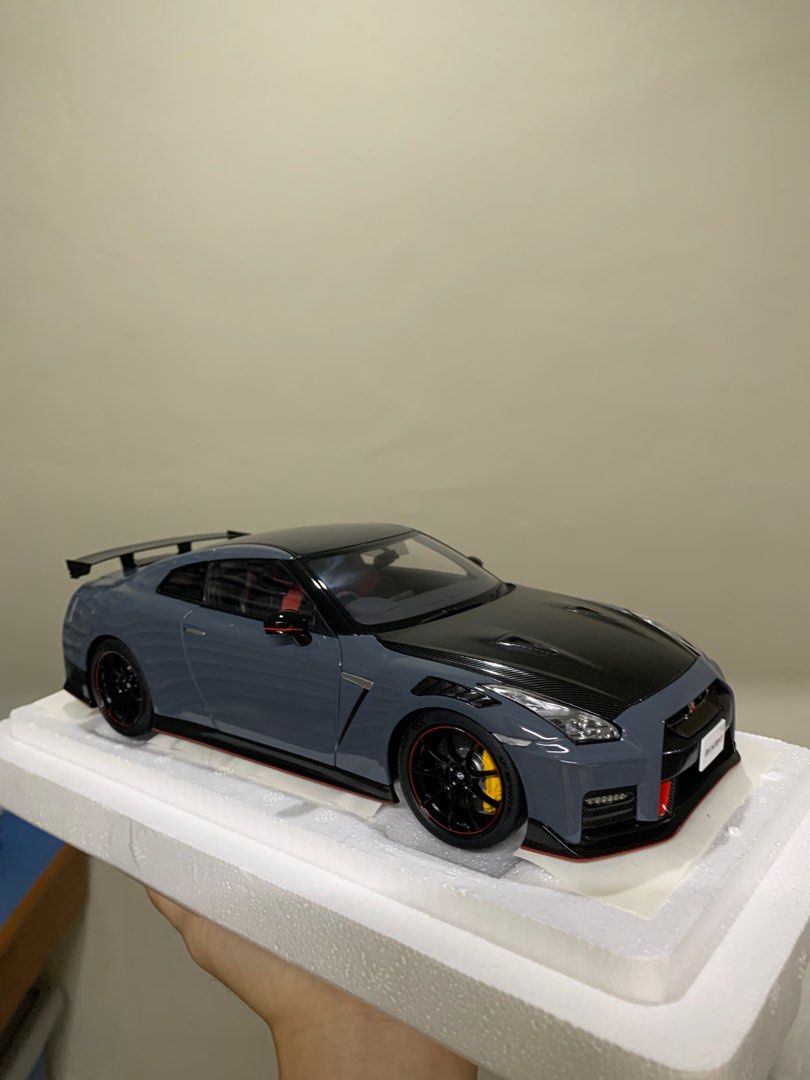 1/18 Autoart R35 Nismo 2022, Hobbies & Toys, Toys & Games on Carousell