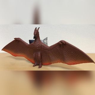 （分類：）位於 。 由 godzilla.store 提交（商品編號 1339611056，圖片 1）。簡介： 。