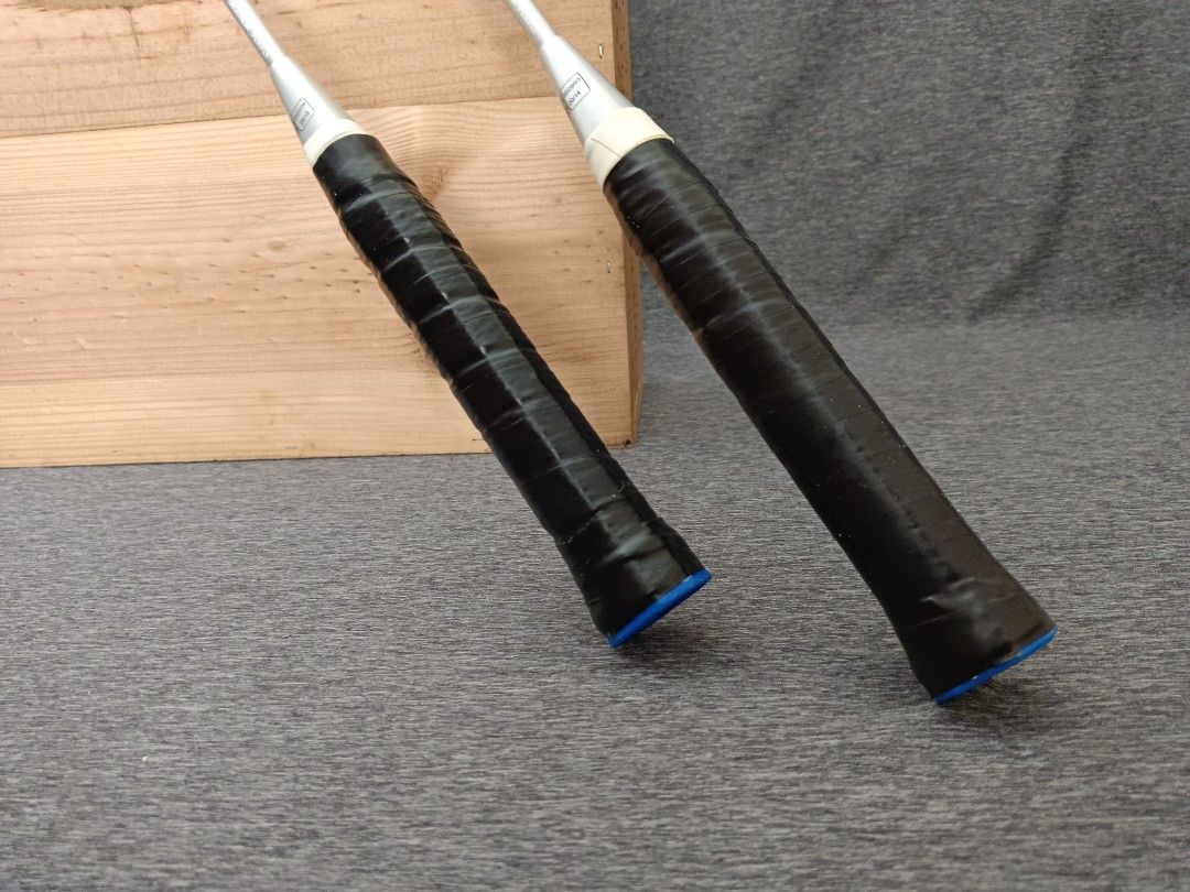 羽毛球拍 DECATHLON 85g 2支附拍袋#蛇年行大運