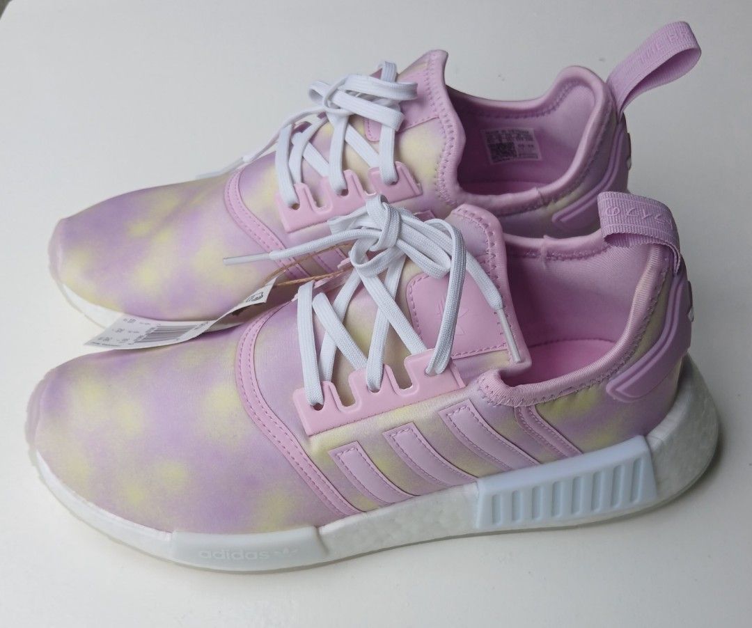 ADIDAS NMD R1 Bliss Lilac (Category: Sneakers) located in Cainta. Submitted by justdecluttering07 (Listing ID 1339658293, Image 2). Description: Brand New Size 6.5 SAME DAY DELIVERY ONLY.