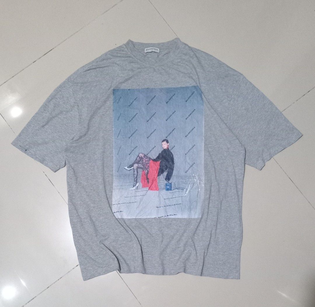BALENCIAGA 18ss Photoshoot t shirt Men s Fashion Tops Sets Tshirts Polo Shirts on Carousell